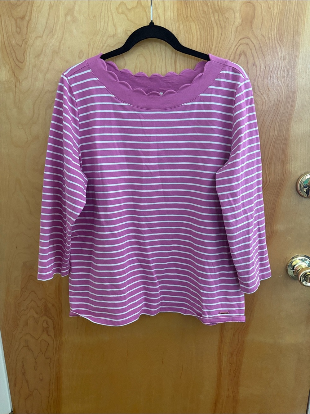 Anne Klein, pink and white shirt with scalloped collar